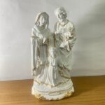 Imagem de gesso Sagrada Família branca e dourada 31cm