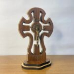 Crucifixo MDF de mesa 16,5cm